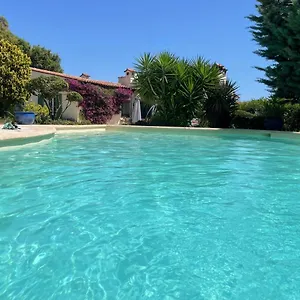 Villa Domaine Des Tuilieres Avec Piscine, Vallauris