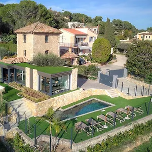 Villa Immogroom - Superbe - Piscine - Vue - Parking - Clim, Vallauris